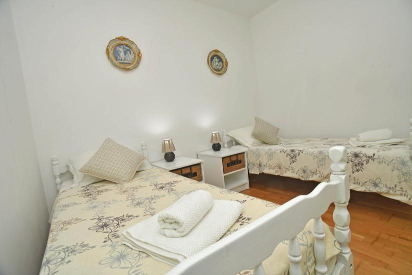Verica House
