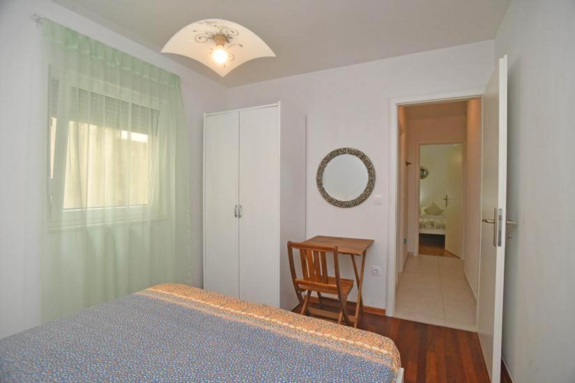 Apartment Verica House